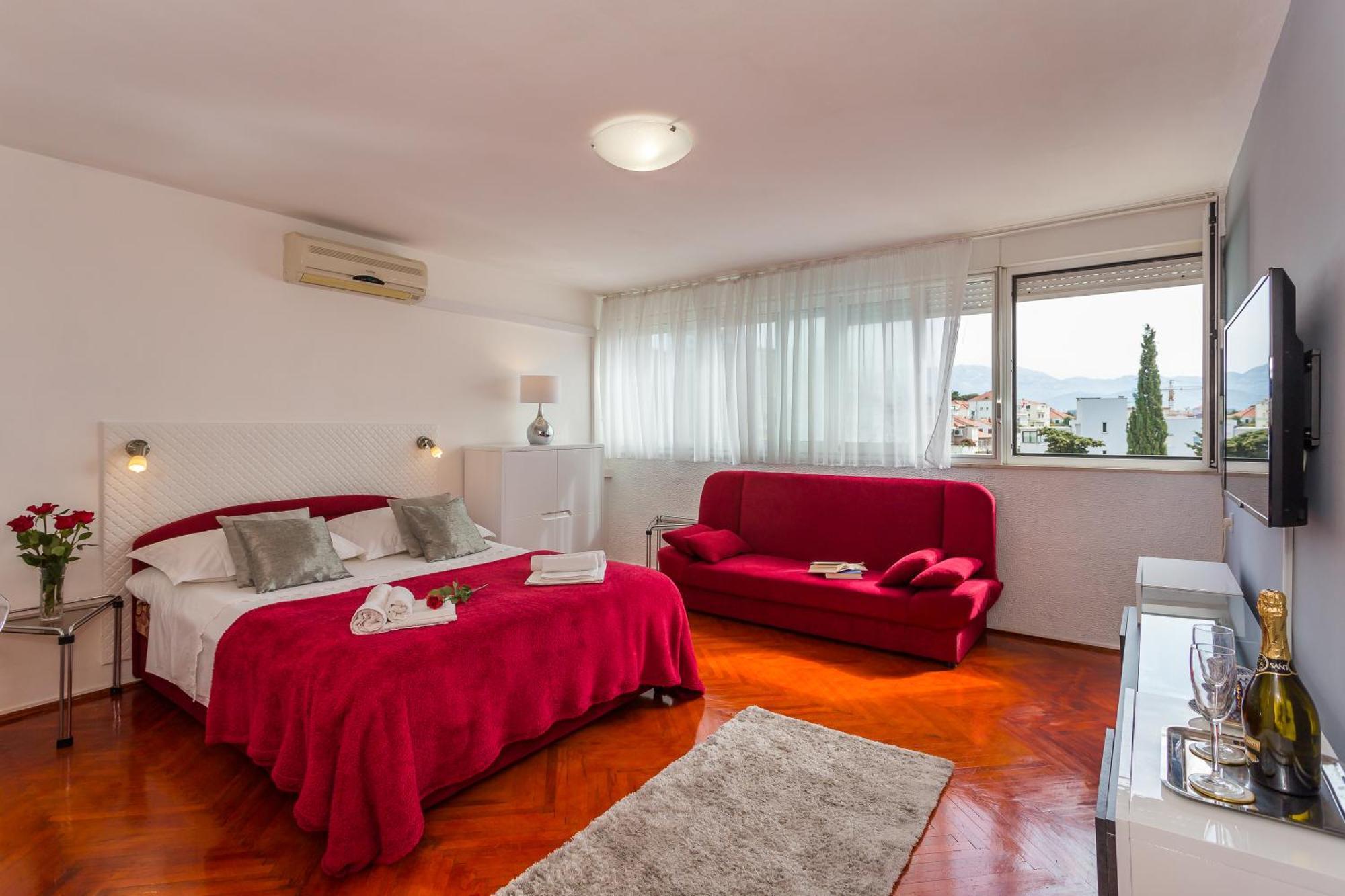 Beach Split Apartments Exterior photo