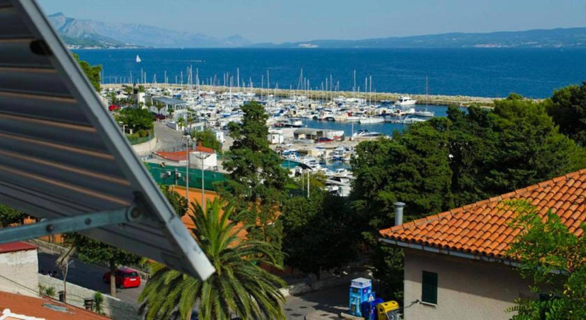 Beach Split Apartments Exterior photo