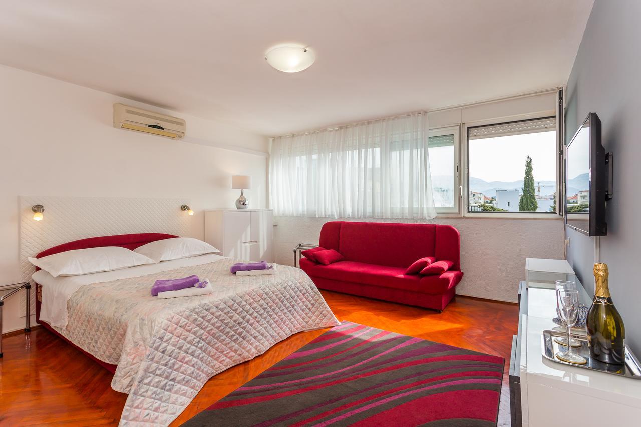 Beach Split Apartments Exterior photo